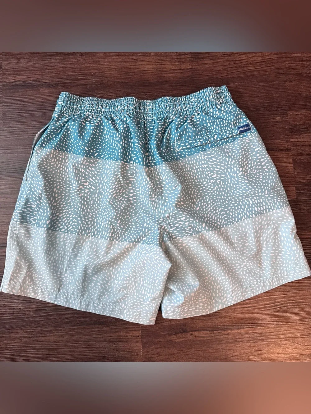 Chubbies Men's Swim Trunks Large Blue Teal 5.5 Mesh Lined Board Shorts